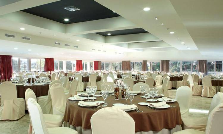 Sala Gran Fórum Hotel Ilunion Golf Badajoz Badajoz Sala Gran Fórum Hotel Ilunion Golf Badajoz Badajoz